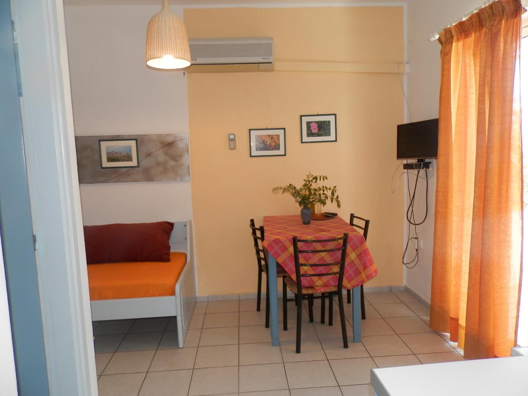 Silvi Mari Apartments Платанес Екстер'єр фото